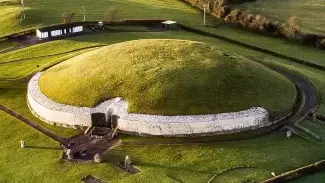 private personal irish tours ireland - Newgrange
