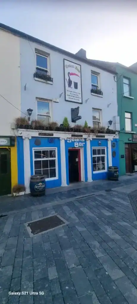 Irelands Oldest Pub Seans Bar